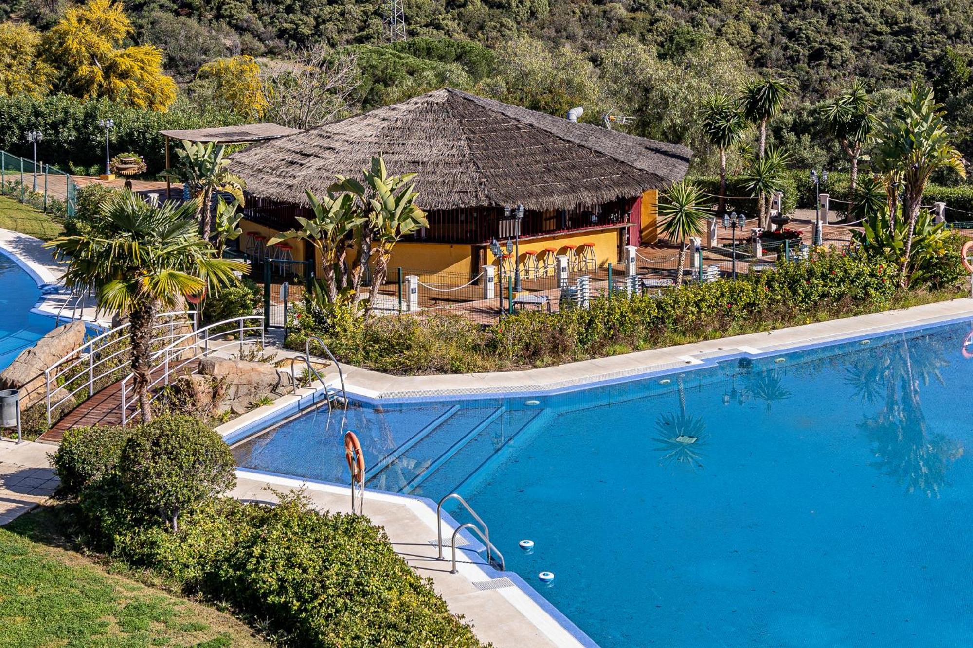 Rentitspain Apartamento Charming Gym, Jacuzzi Y Balcon Estepona Extérieur photo