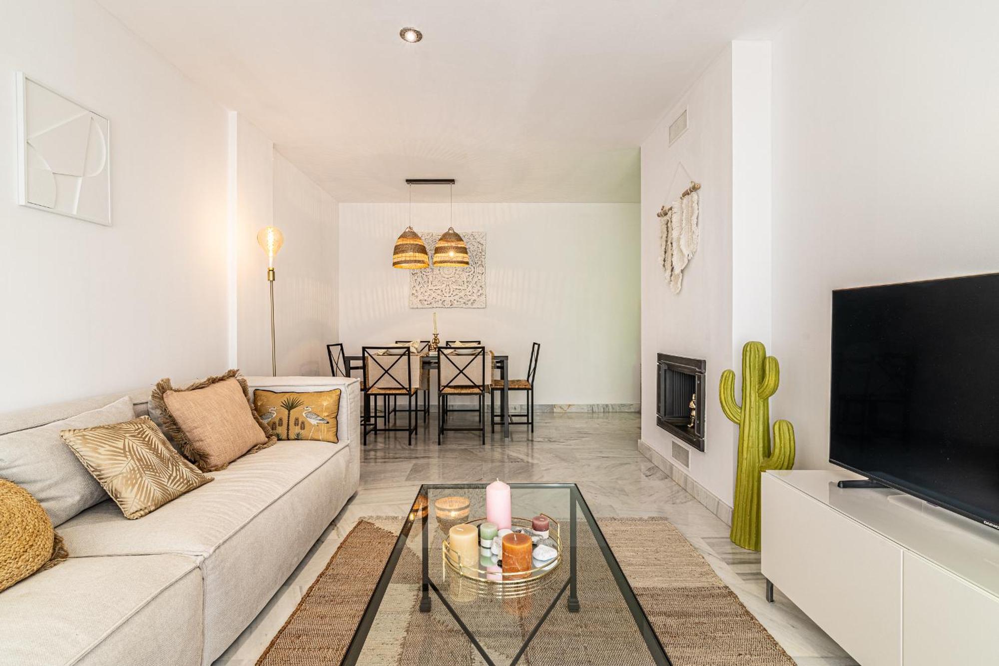 Rentitspain Apartamento Charming Gym, Jacuzzi Y Balcon Estepona Extérieur photo
