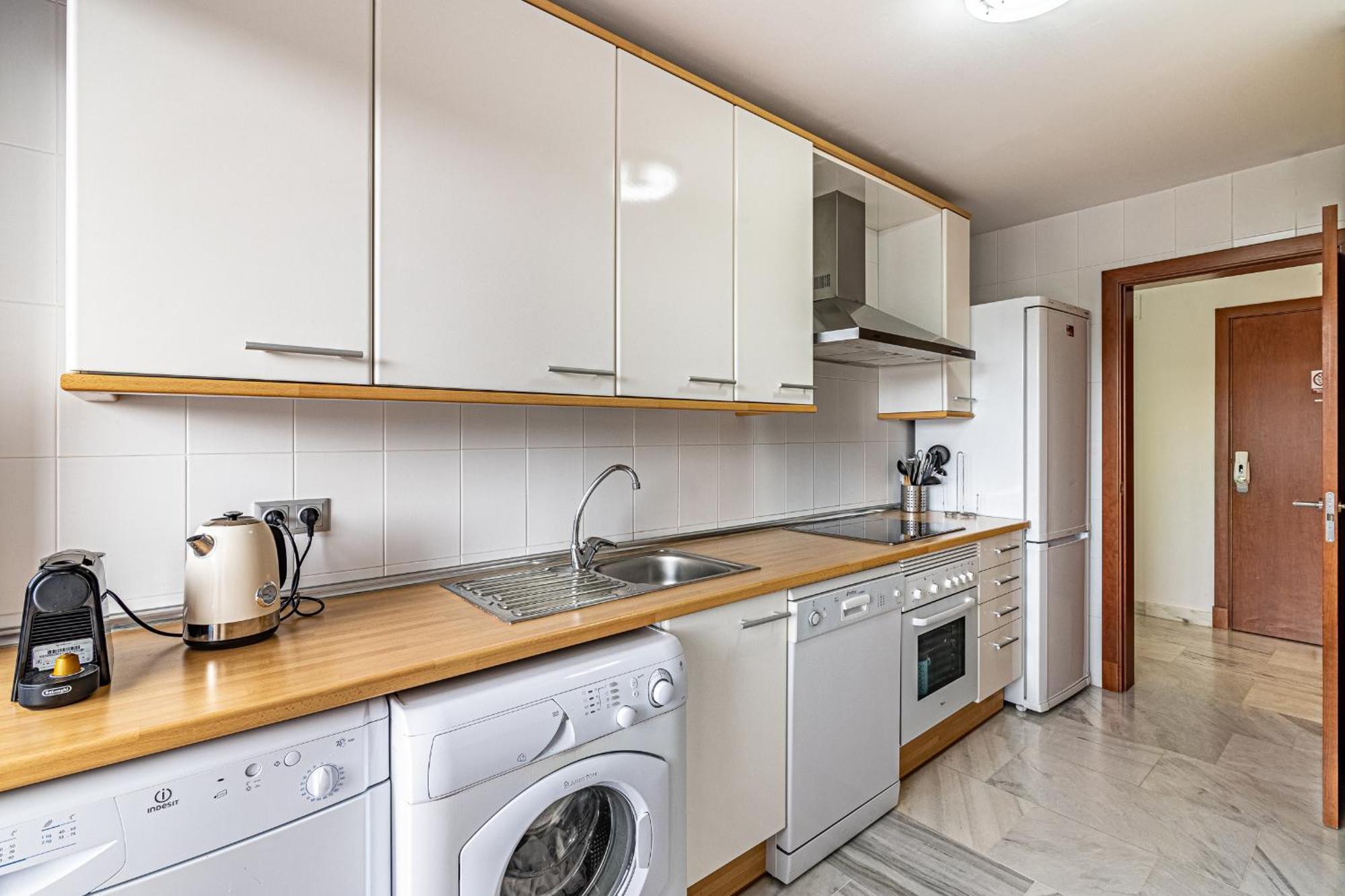 Rentitspain Apartamento Charming Gym, Jacuzzi Y Balcon Estepona Extérieur photo